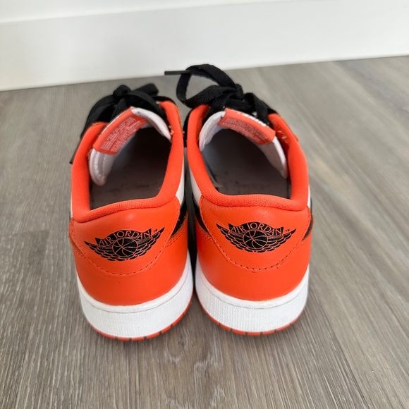 Air Jordan 1 Low OG “Starfish” - Picture 3 of 3